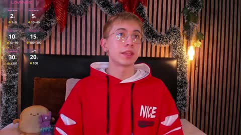 Christopher  Chris online show from December 13, 12:06 pm