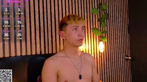 Christopher  Chris online show from February 18, 3:54 pm