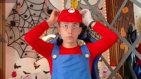 Christopher  Chris online show from October 25, 12:56 pm