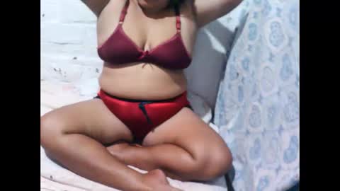 Hannah online show from March 29, 5:13 pm