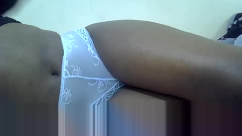 Snapshot of naughty_baddie5 chatting on March 14, 7:03 am candy online show from March 14, 7:03 am