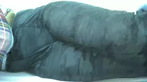 Snapshot of naughty_baddie5 chatting on March 25, 3:40 pm candy online show from March 25, 3:40 pm