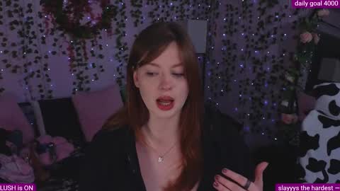 Snapshot of naughty_bella99 chatting on November 22, 12:53 am bella online show from November 22, 12:53 am