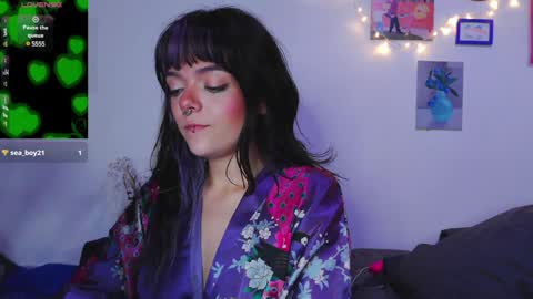 Snapshot of naughty_em_17 chatting on December 14, 10:56 am Em  please help me reach 100 thumbs up 3 online show from December 14, 10:56 am