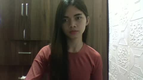 emma online show from December 15, 8:58 pm