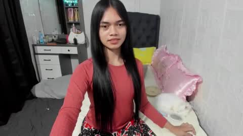 emma online show from December 19, 10:10 pm