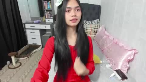 emma online show from January 8, 12:26 pm