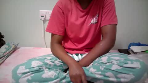 Snapshot of naughty_kesh chatting on April 19, 6:10 pm kesh online show from April 19, 6:10 pm
