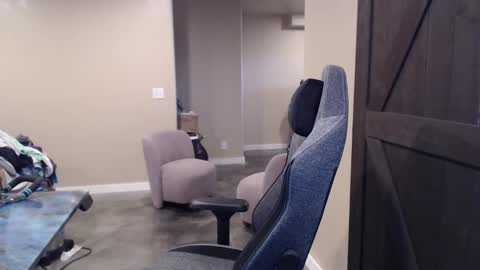 Naughty kinky1 online show from December 17, 4:35 pm