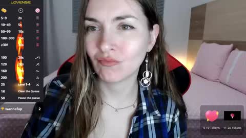 Snapshot of naughty_popa chatting on April 29, 6:25 pm Ann online show from April 29, 6:25 pm