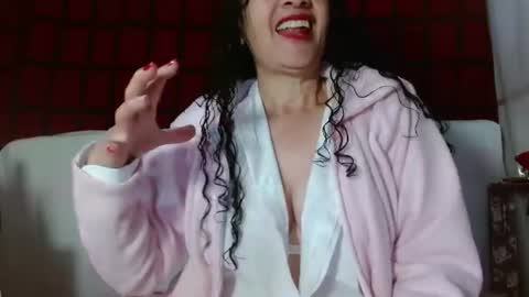 Snapshot of naughty_tita chatting on June 17, 9:23 am Tita Madurita online show from June 17, 9:23 am