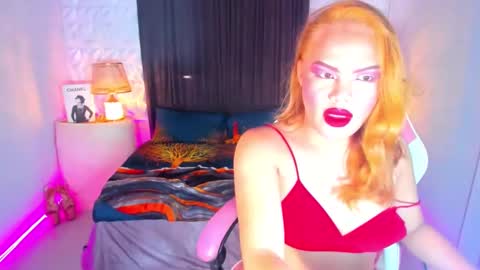 Snapshot of naughtychanell chatting on February 12, 2:56 am naughtychanell online show from February 12, 2:56 am