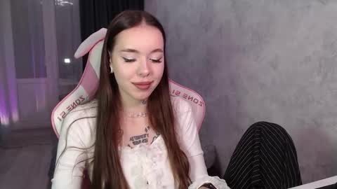Snapshot of naughtydakota chatting on October 11, 4:05 pm Dakota online show from October 11, 4:05 pm