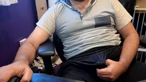 sakhtlaundaz online show from February 25, 10:08 pm