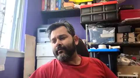 sakhtlaundaz online show from March 8, 9:18 pm