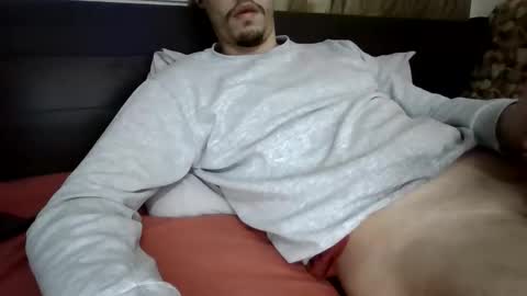 naughtyguy556677 online show from March 14, 2:39 am