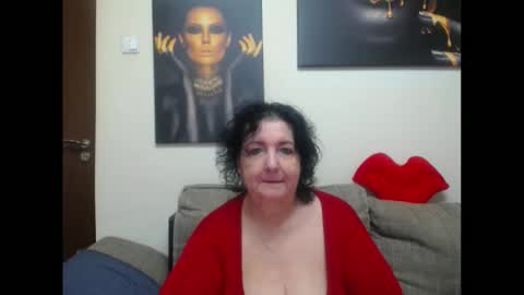 Snapshot of naughtykorin chatting on January 11, 8:36 pm korin online show from January 11, 8:36 pm