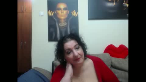 Snapshot of naughtykorin chatting on February 9, 7:29 pm korin online show from February 9, 7:29 pm