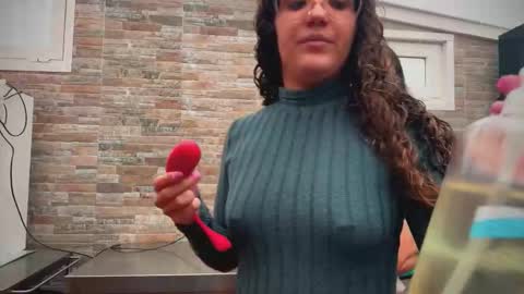 ANDREA STEPH  MIKE online show from February 13, 10:55 am