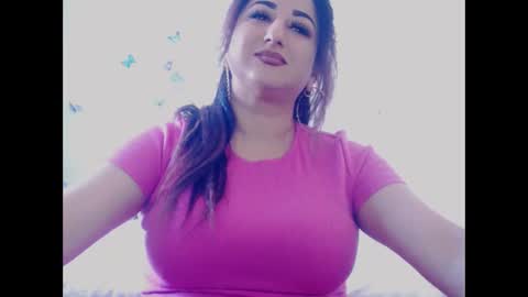 Snapshot of naughtymaya4you chatting on September 18, 9:55 am naughtymaya4you online show from September 18, 9:55 am