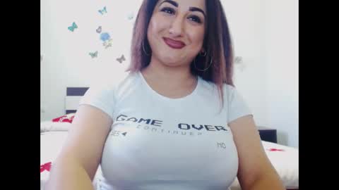 Snapshot of naughtymaya4you chatting on October 6, 11:18 am naughtymaya4you online show from October 6, 11:18 am
