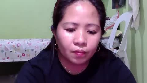 Snapshot of naughtymom26 chatting on January 25, 12:05 pm naughtymom26 online show from January 25, 12:05 pm