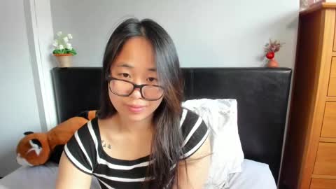 Gigi Chu  online show from March 24, 3:39 pm