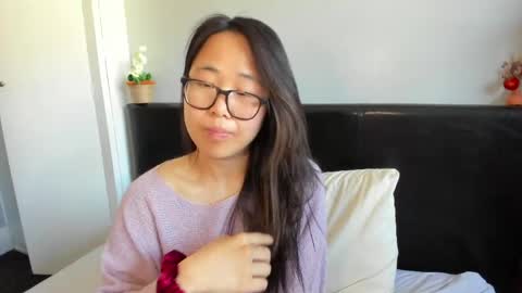 Gigi Chu  online show from April 30, 1:39 pm