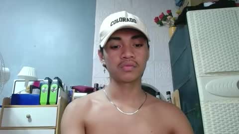 naughtyperfectasian4u online show from January 17, 9:47 am