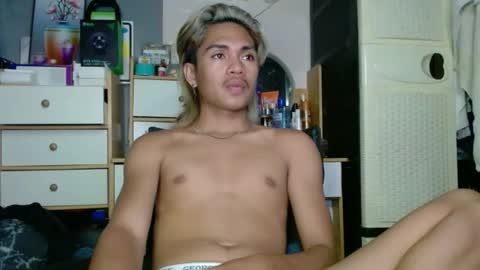 Snapshot of naughtyperfectasian4u chatting on March 22, 9:29 pm naughtyperfectasian4u online show from March 22, 9:29 pm