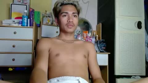 Snapshot of naughtyperfectasian4u chatting on April 2, 10:57 am naughtyperfectasian4u online show from April 2, 10:57 am