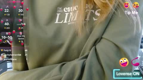 naughtyplayass online show from January 17, 9:28 pm