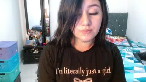 naughtyplayass online show from April 6, 4:08 pm