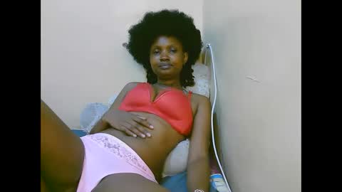 naughtyqueen online show from November 8, 12:00 am