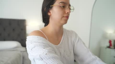 Naughty Samm online show from May 28, 3:42 pm