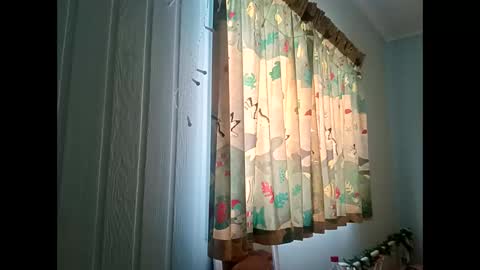 Snapshot of naughtyt333n chatting on February 17, 10:38 pm Naughty Jess online show from February 17, 10:38 pm