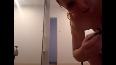 Naughty Jess online show from May 13, 5:49 am