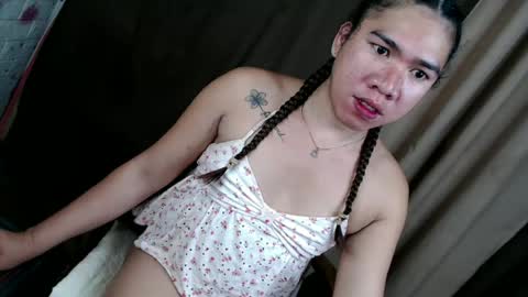 naughtywildvenice online show from May 21, 11:45 pm