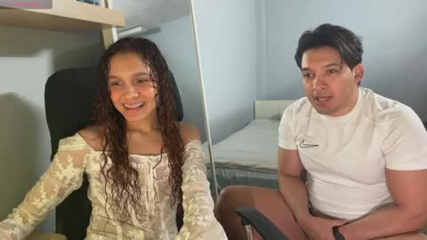 Snapshot of naugthtycurls chatting on December 16, 9:42 pm Arantxa online show from December 16, 9:42 pm