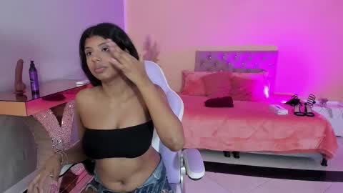 naugthy_brunette_ online show from February 4, 2:50 am