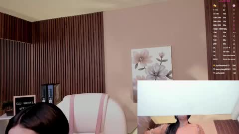         online show from March 4, 11:43 pm