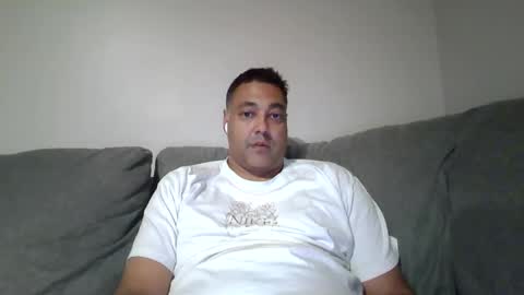 Snapshot of navgill09 chatting on November 10, 5:50 am navgill09 online show from November 10, 5:50 am