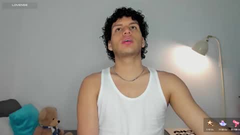 Snapshot of naxttan chatting on October 17, 7:22 am Natan online show from October 17, 7:22 am