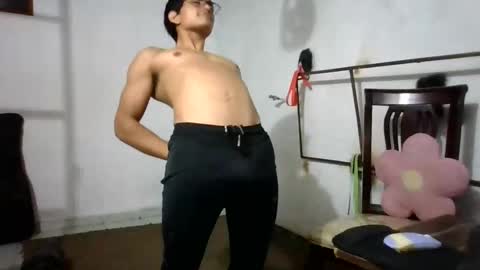 nay2167 online show from December 13, 8:47 pm