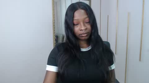 Nayaris 3 online show from June 9, 3:56 pm