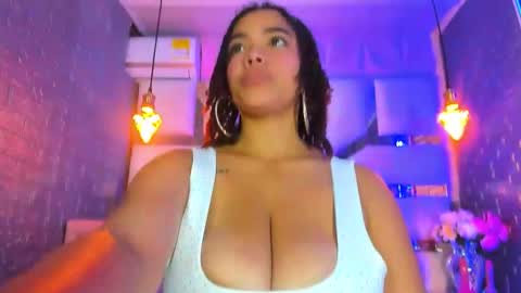 Naya scarlet online show from April 26, 2:48 pm