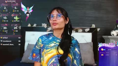 Snapshot of nayecloud chatting on February 26, 6:37 am Naye online show from February 26, 6:37 am