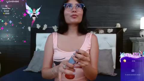 Snapshot of nayecloud chatting on February 27, 3:36 am Naye online show from February 27, 3:36 am