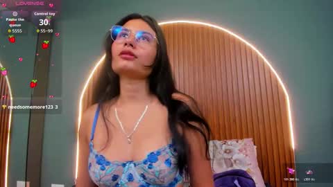 Naye  online show from November 1, 3:52 am