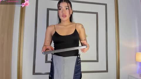    online show from May 31, 11:39 am